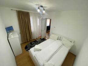 Apartament 2 camere-Andi 1